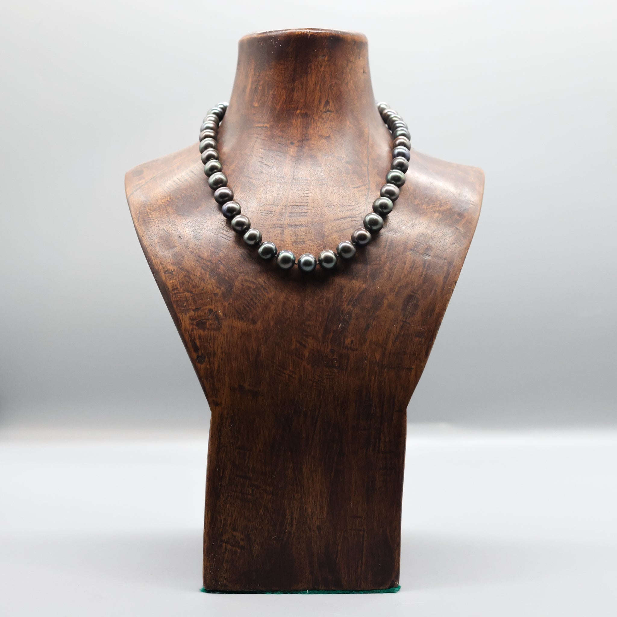 Black Pearl Necklace