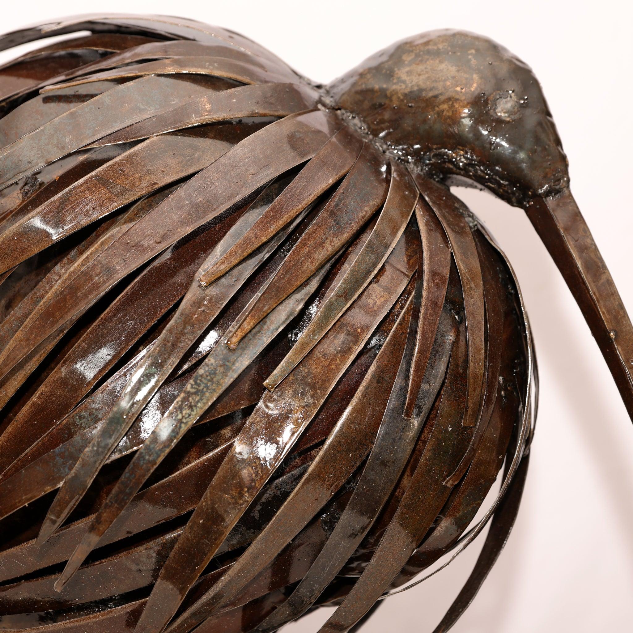 Large Birdwoods Metal Kiwi