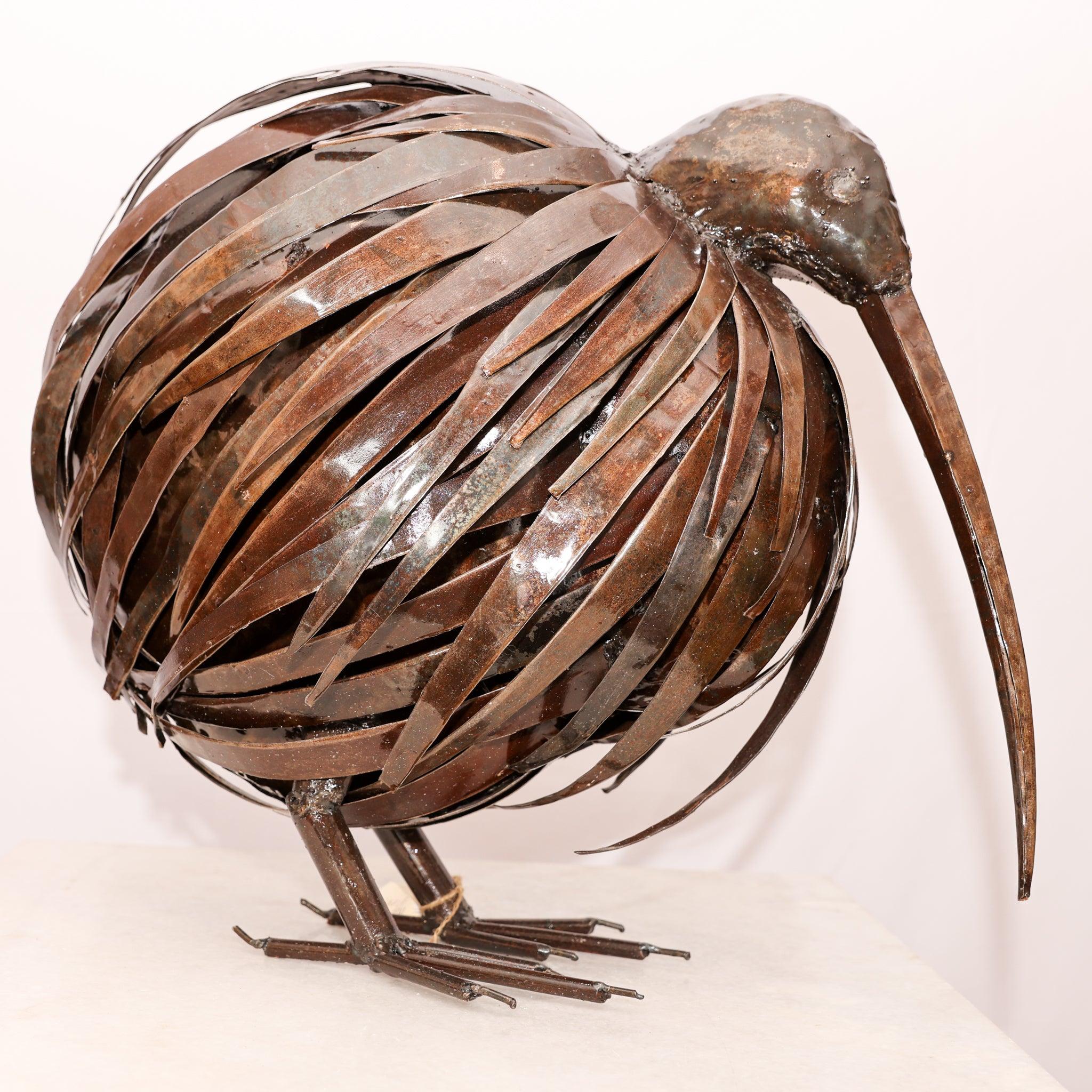 Large Birdwoods Metal Kiwi